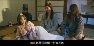 Một gã gầy gò đến khách sạn để quan hệ tình dục với một cô gái trẻ 1998 tuổi có vòng 3 lớn, cô gái này đã bị quan hệ cho đến khi cô ấy phải van xin lòng thương xót...